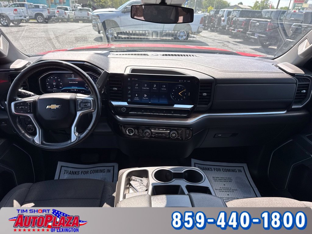 Used 2024 Chevrolet Silverado 1500 LT AWD/4WD image 30