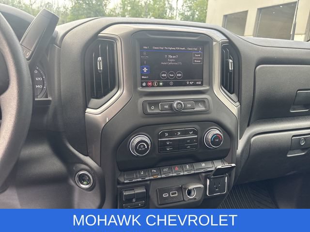 Used 2025 Chevrolet Silverado 2500 Custom w/ Custom Value Package AWD/4WD image 11