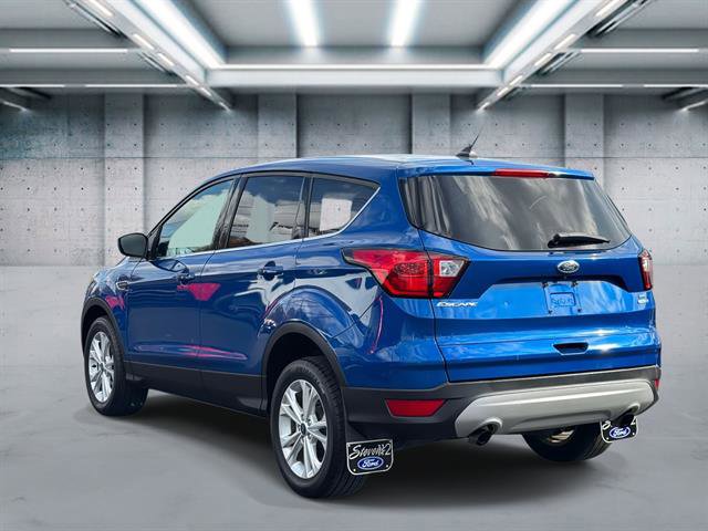 Used 2019 Ford Escape SE image 25