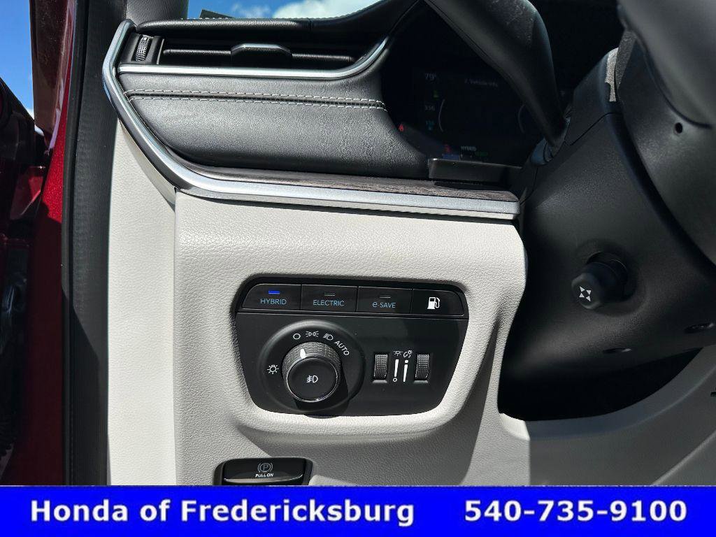 Used 2022 Jeep Grand Cherokee Overland image 29