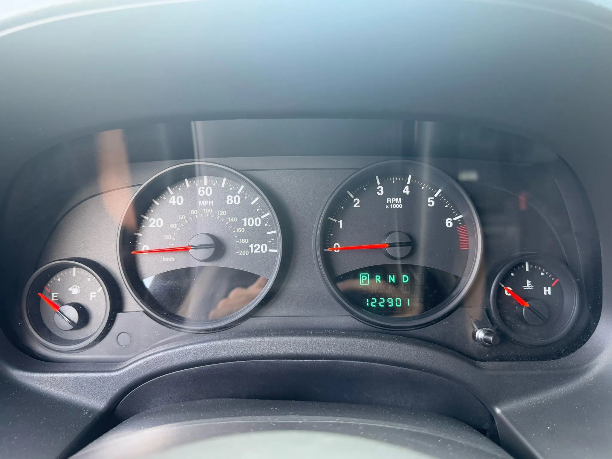 Used 2012 Jeep Compass Latitude w/ Sun/Sound Group image 17