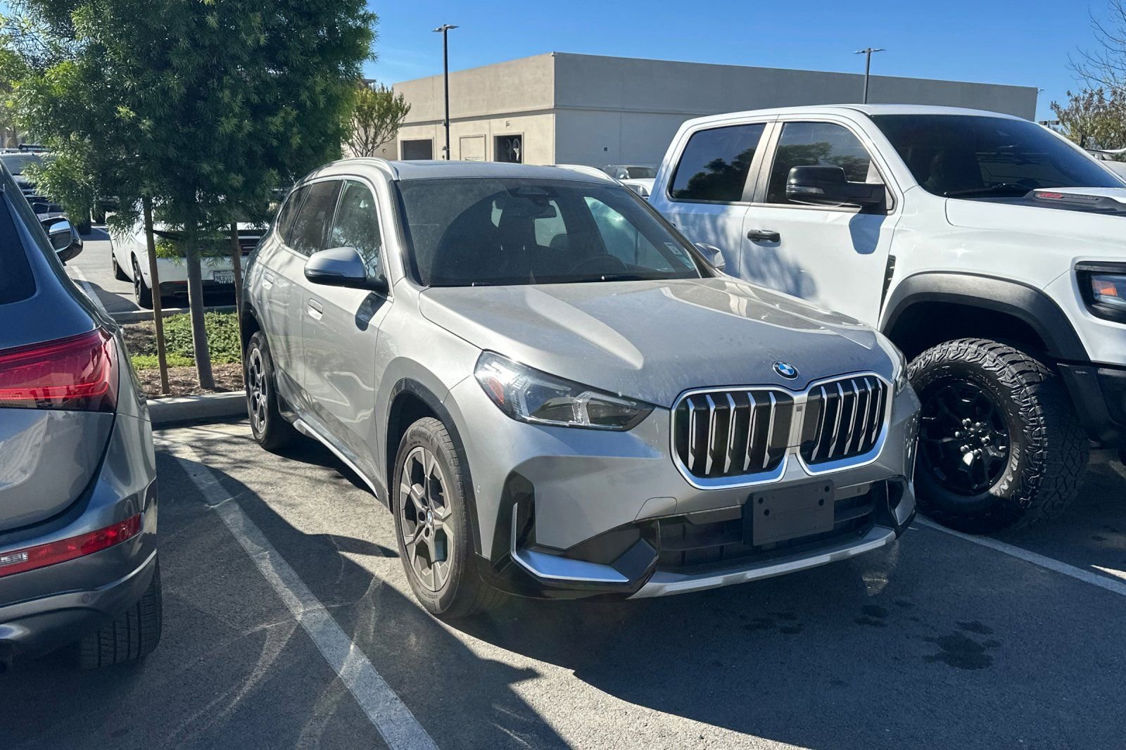 Used 2025 BMW X1 xDrive28i image 2