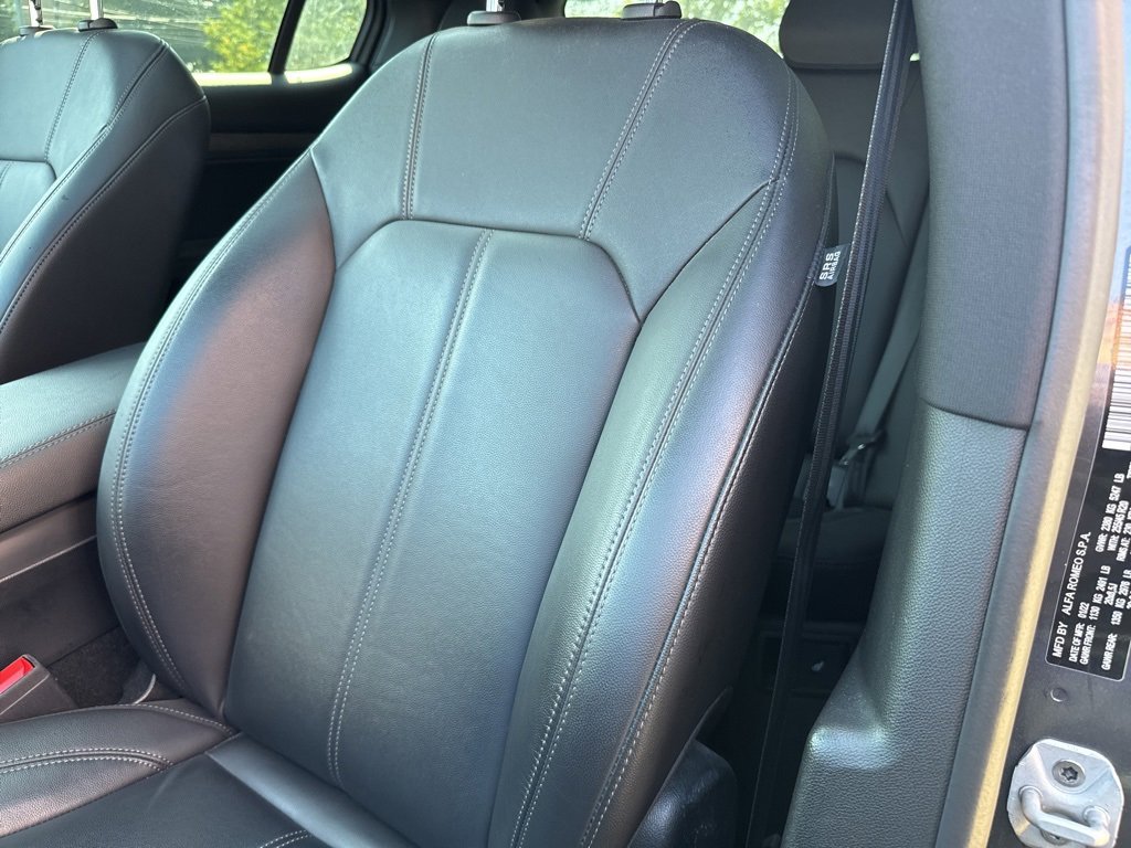 Used 2022 Alfa Romeo Stelvio Ti w/ Active Assist Plus Package image 27