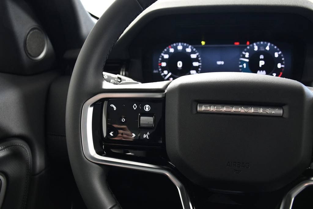 Certified 2025 Land Rover Discovery Sport Dynamic SE AWD/4WD image 29