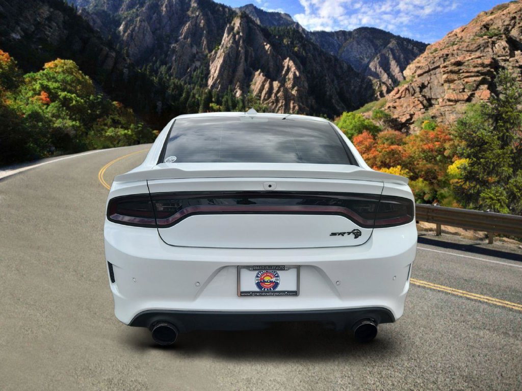 Used 2016 Dodge Charger SRT Hellcat w/ Harman/Kardon Audio Group RWD image 4