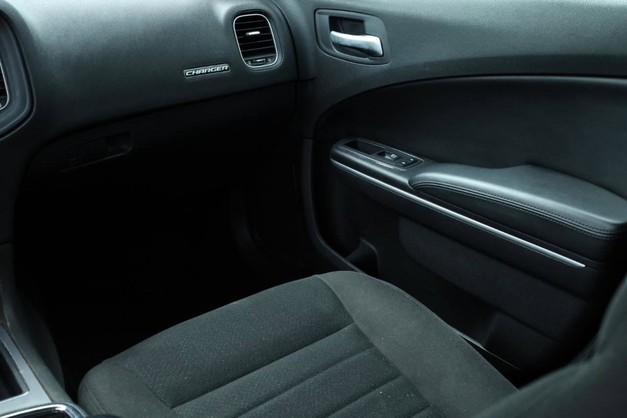 Used 2019 Dodge Charger Police image 25