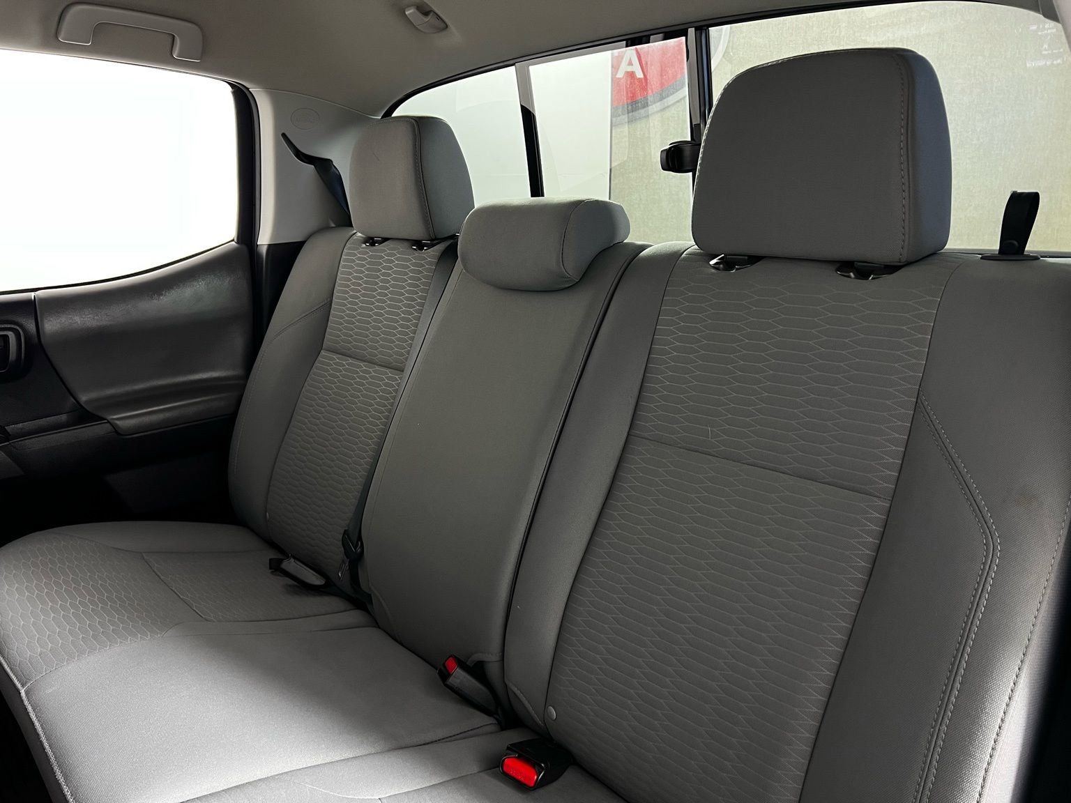 Used 2019 Toyota Tacoma SR w/ SR Convenience Package image 21