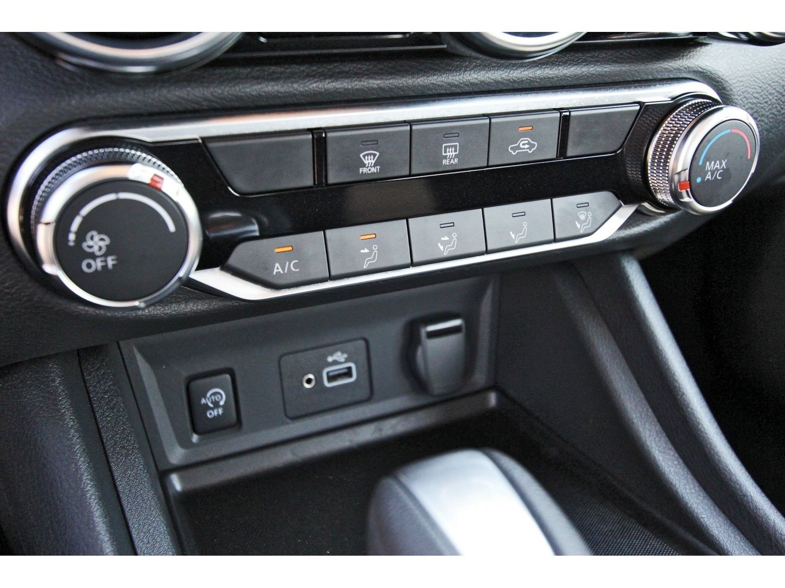 Certified 2025 Nissan Sentra S FWD image 28