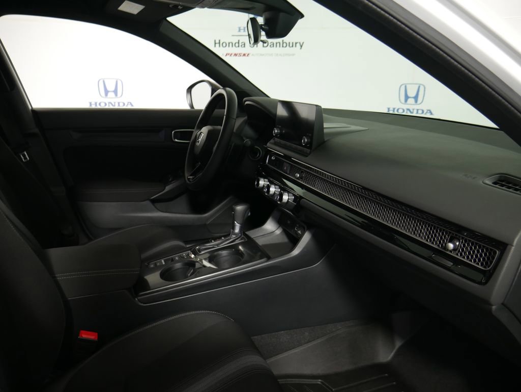 Used 2023 Honda Civic Sport image 7