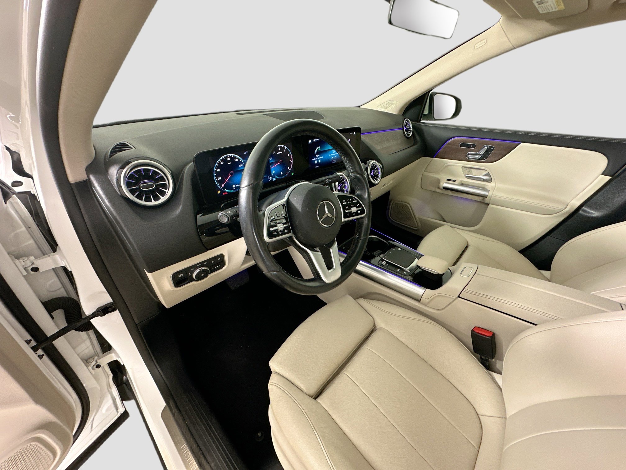 Certified 2023 Mercedes-Benz GLA 250 4MATIC w/ Premium Package image 9