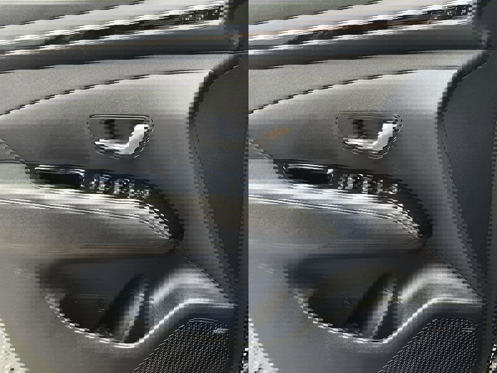 Used 2024 Hyundai Tucson Limited image 26