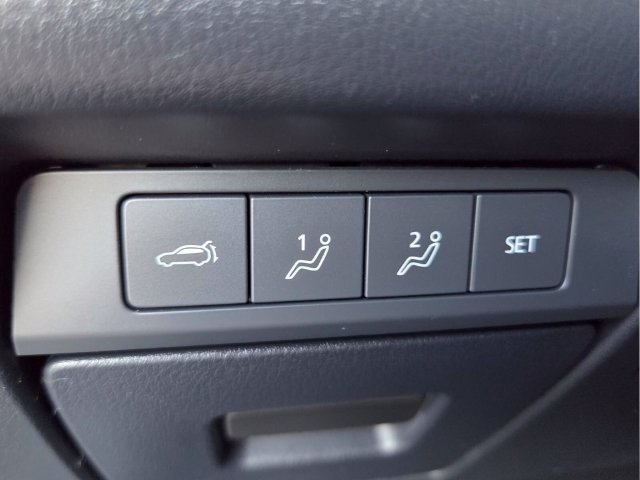 Used 2024 MAZDA CX-30 AWD 2.5 S w/ Premium Package image 34