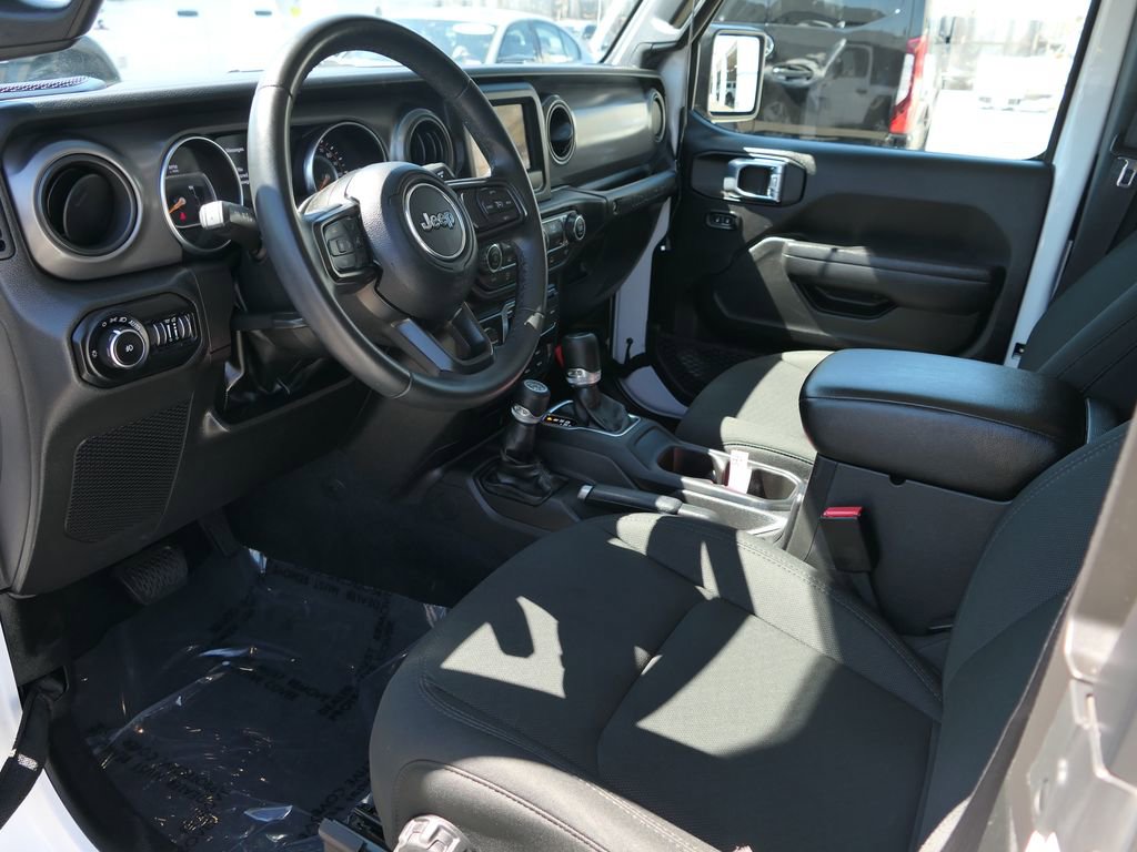 Used 2022 Jeep Wrangler Sport S image 11