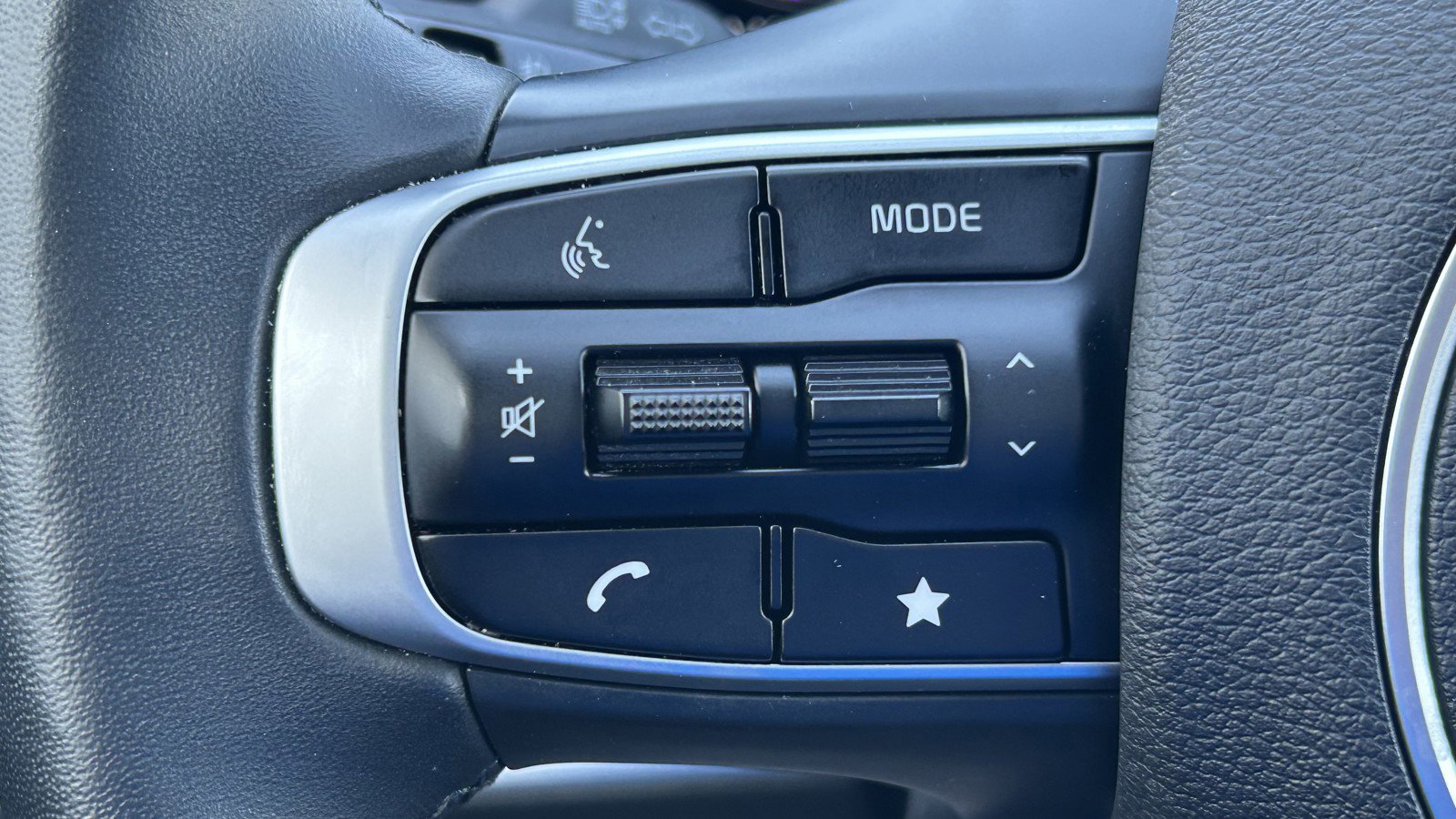 Used 2025 Kia Sportage X-Pro Prestige image 21