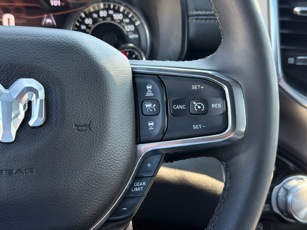 Used 2025 RAM 1500 Laramie AWD/4WD image 21