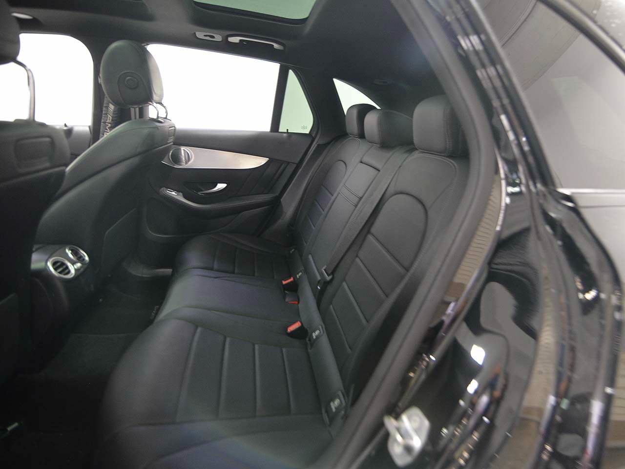 Used 2019 Mercedes-Benz GLC 300 image 11
