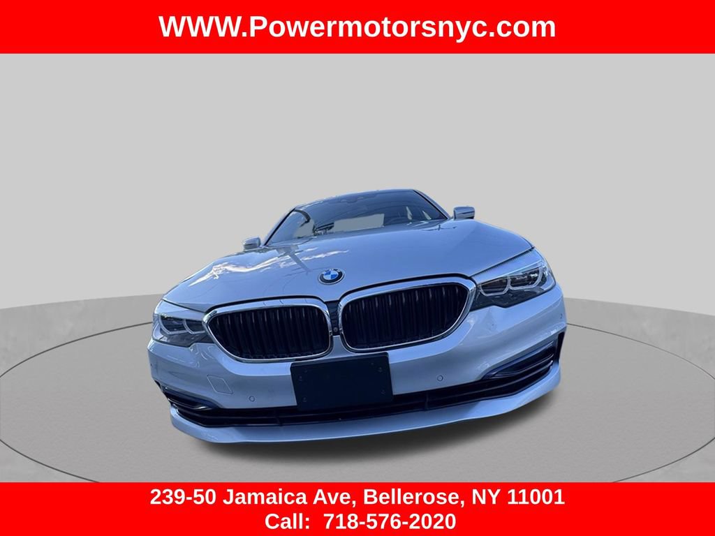 Used 2019 BMW 530e xDrive w/ Premium Package AWD/4WD image 9
