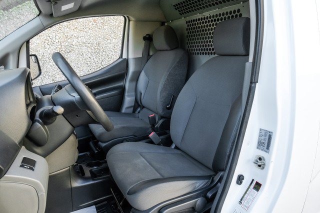 Used 2020 Nissan NV200 S image 27