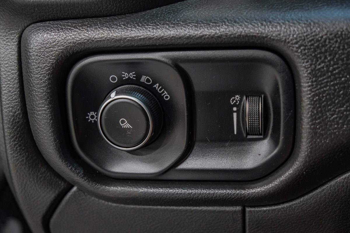 Used 2022 RAM 3500 Lone Star image 31