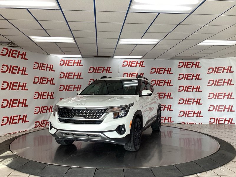 Used 2023 Kia Seltos Nightfall Edition AWD/4WD image 3