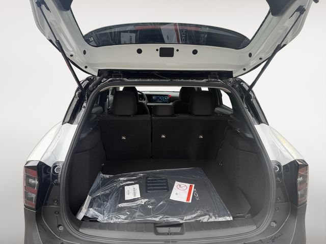 New 2026 Nissan Kicks SV w/ Cold Weather Package AWD/4WD image 6