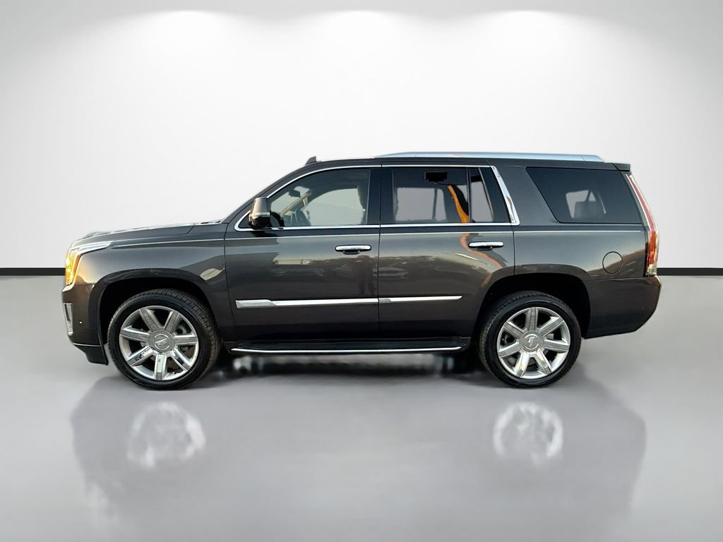Used 2017 Cadillac Escalade Luxury image 6
