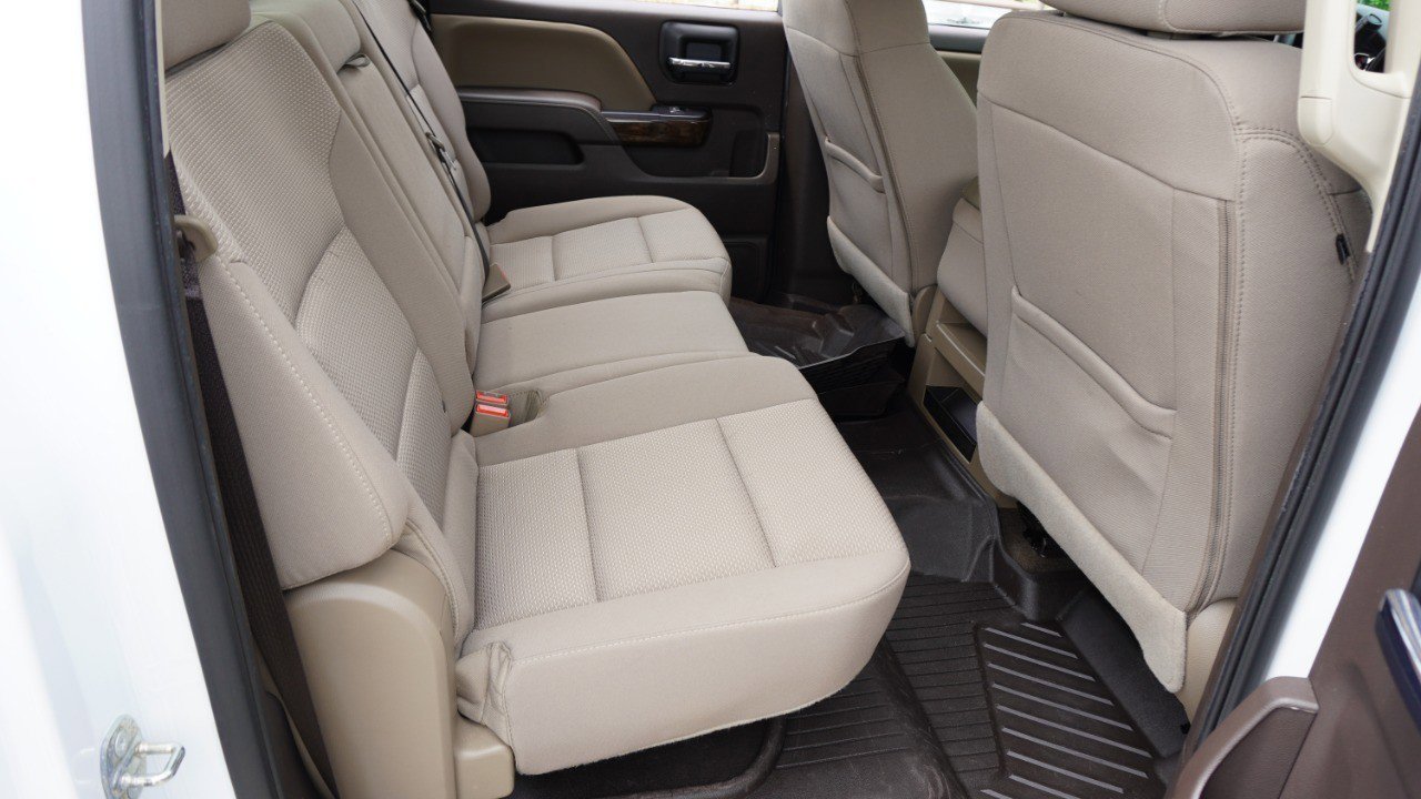 Used 2018 Chevrolet Silverado 1500 LT w/ Texas Edition RWD image 28