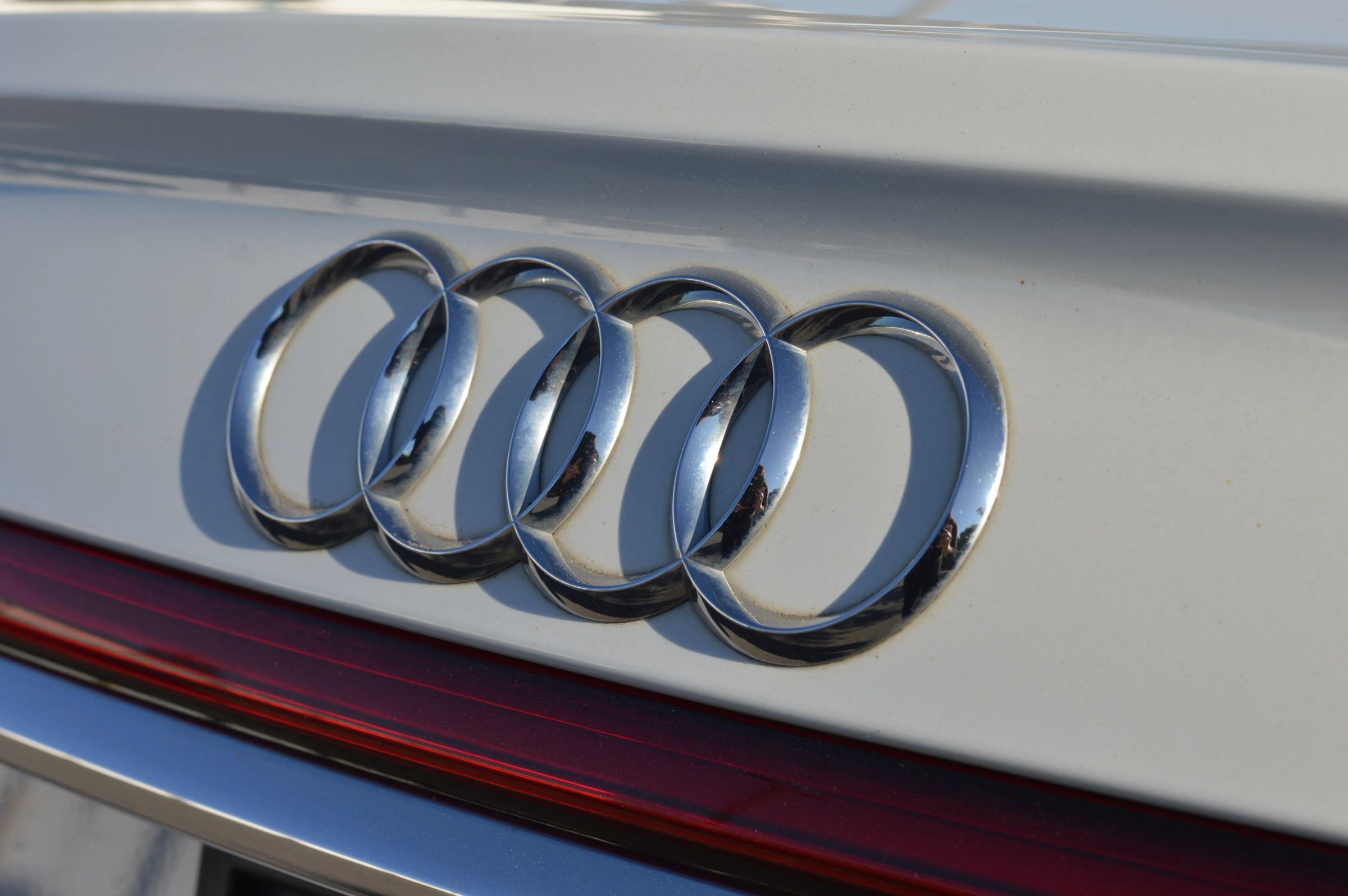 Used 2019 Audi A8 L 3.0T w/ Executive Package image 17