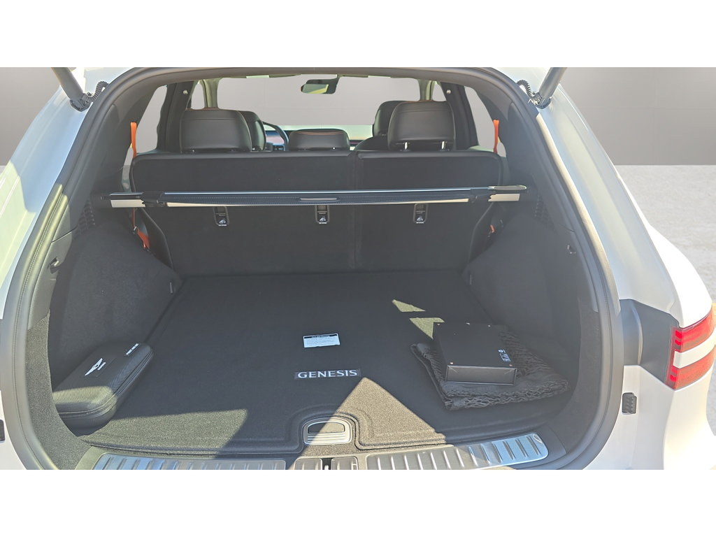 New 2026 Genesis GV70 2.5T Sport Prestige AWD/4WD image 9