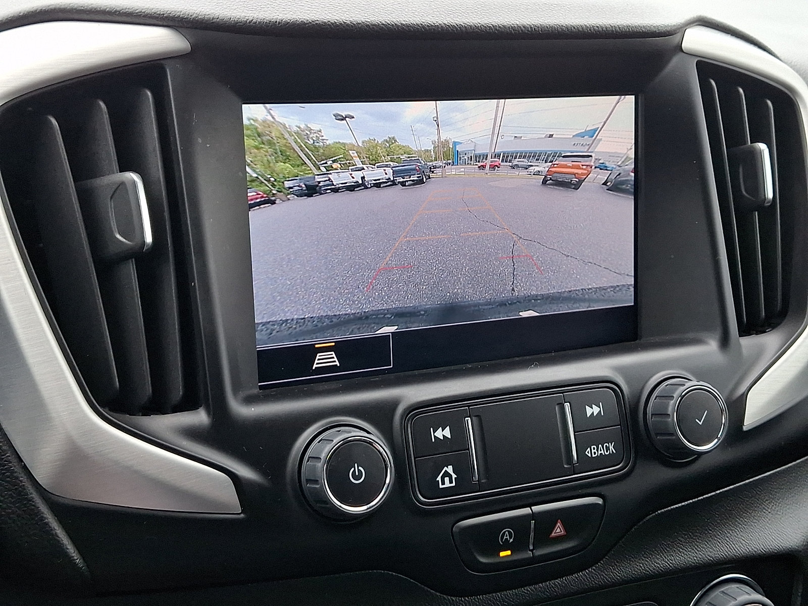 Certified 2023 GMC Terrain SLT w/ Elevation Edition AWD/4WD image 17