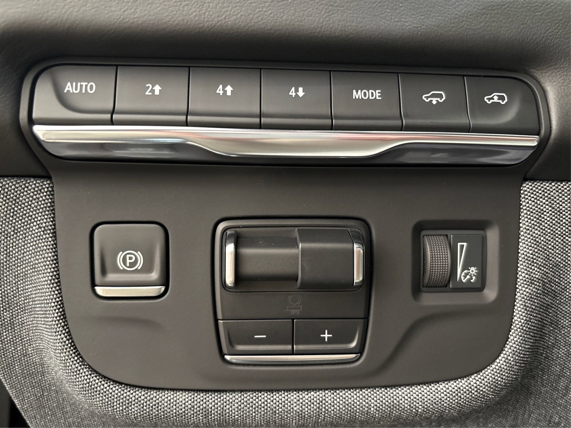 New 2025 Cadillac Escalade ESV Sport Platinum image 20