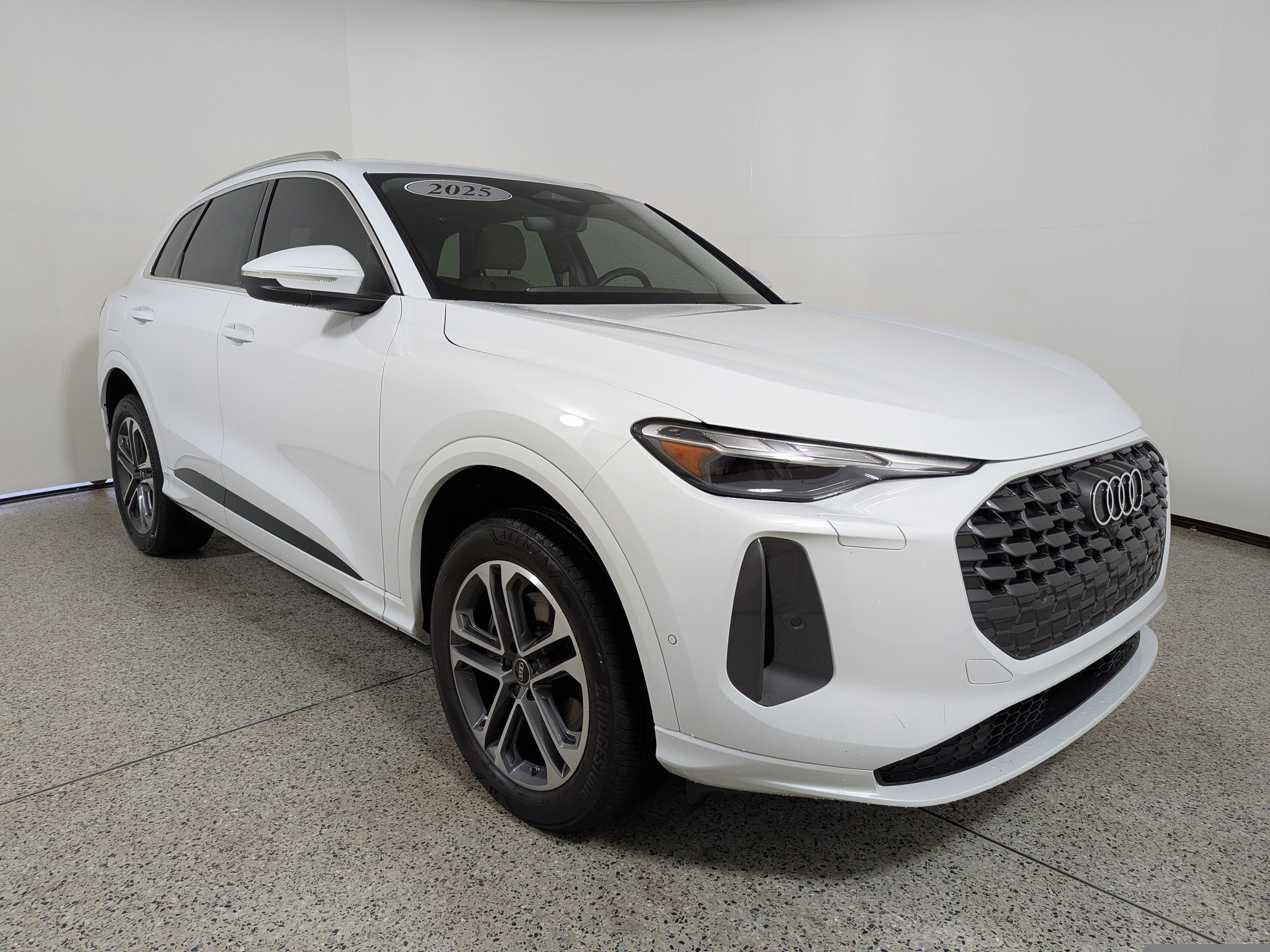 Certified 2025 Audi Q5 Premium