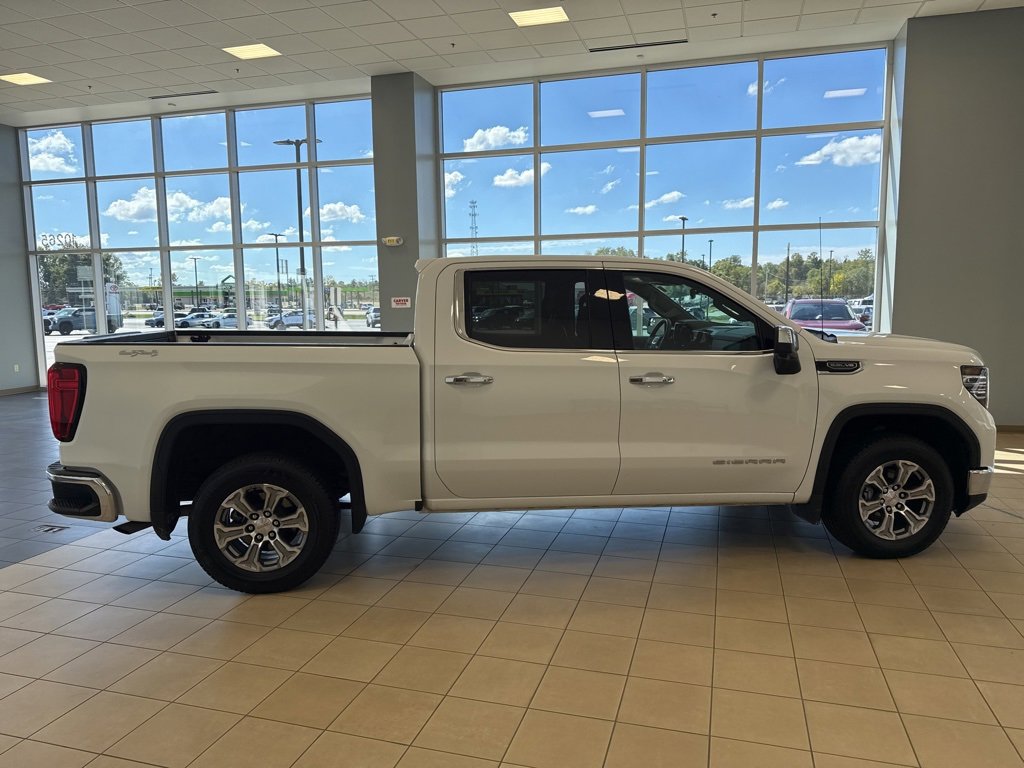 Used 2024 GMC Sierra 1500 SLT image 6