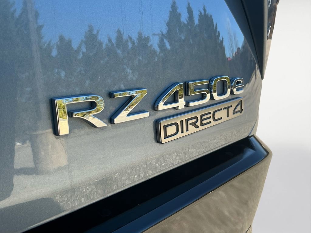 Used 2023 Lexus RZ 450e Premium w/ Technology Package image 16