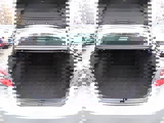 Used 2023 Toyota Camry SE image 10