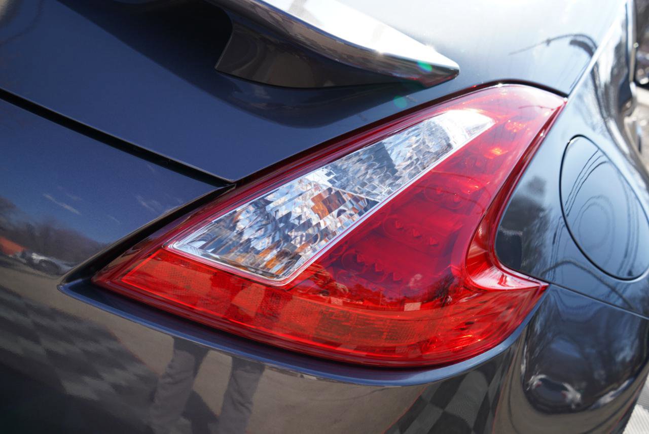 Used 2010 Nissan 370Z Touring w/ Sport Pkg image 81