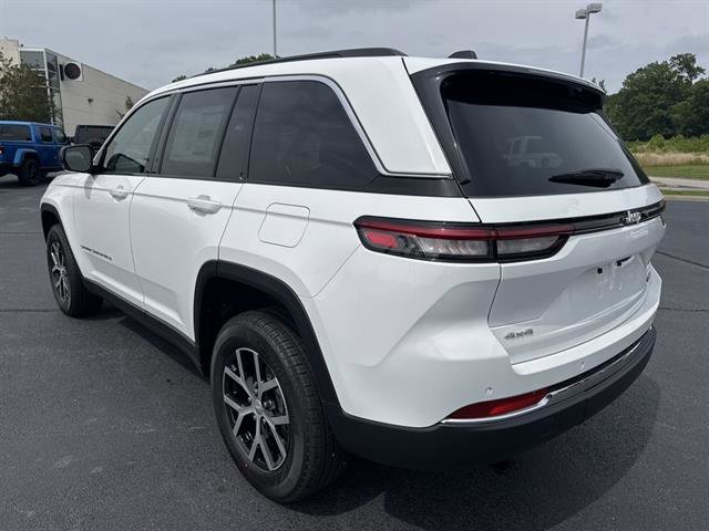 New 2025 Jeep Grand Cherokee Limited w/ Trailer Tow Package image 8