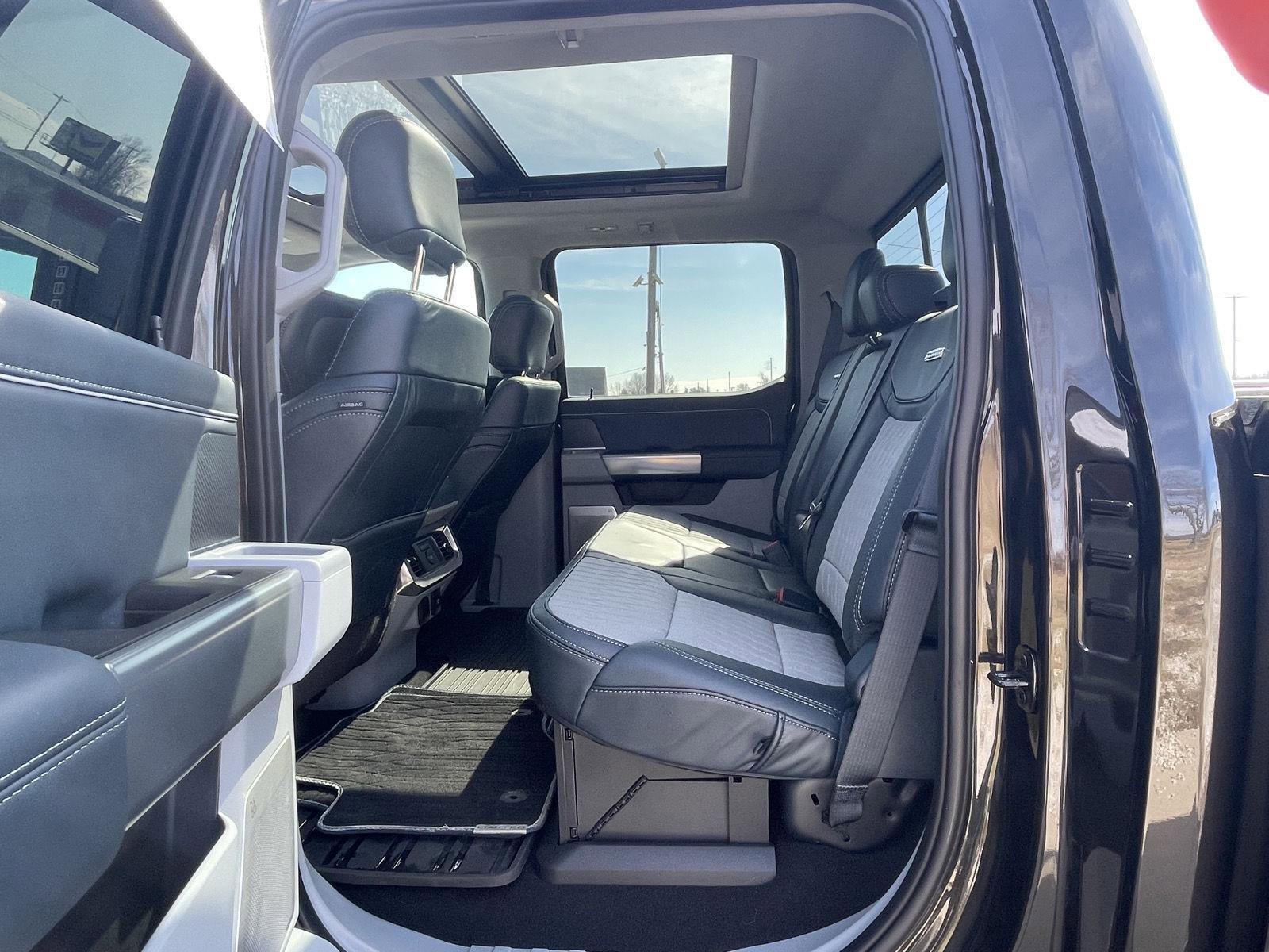 Used 2024 Ford F250 Limited w/ FX4 Off-Road Package image 27