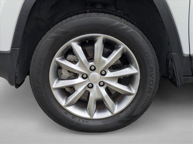 Used 2018 Jeep Cherokee Limited w/ Trailer Tow Group image 24