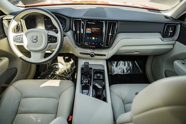 Certified 2023 Volvo XC60 B5 Plus w/ Climate Package image 19