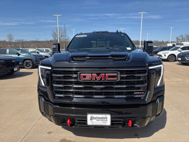 Used 2024 GMC Sierra 2500 AT4 w/ Technology Package image 11