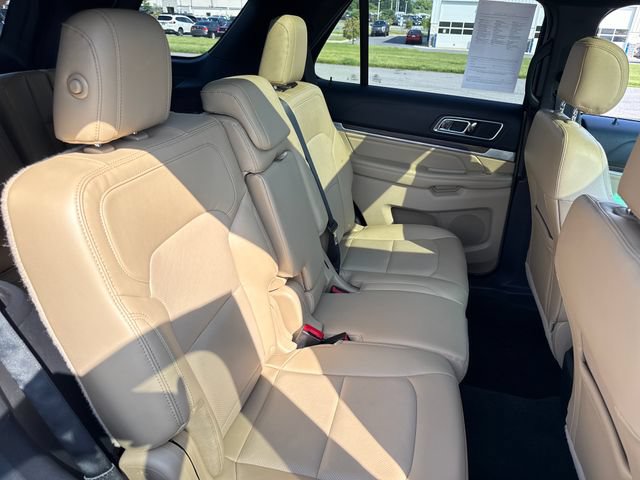 Used 2016 Ford Explorer Limited w/ Equipment Group 301A AWD/4WD image 15