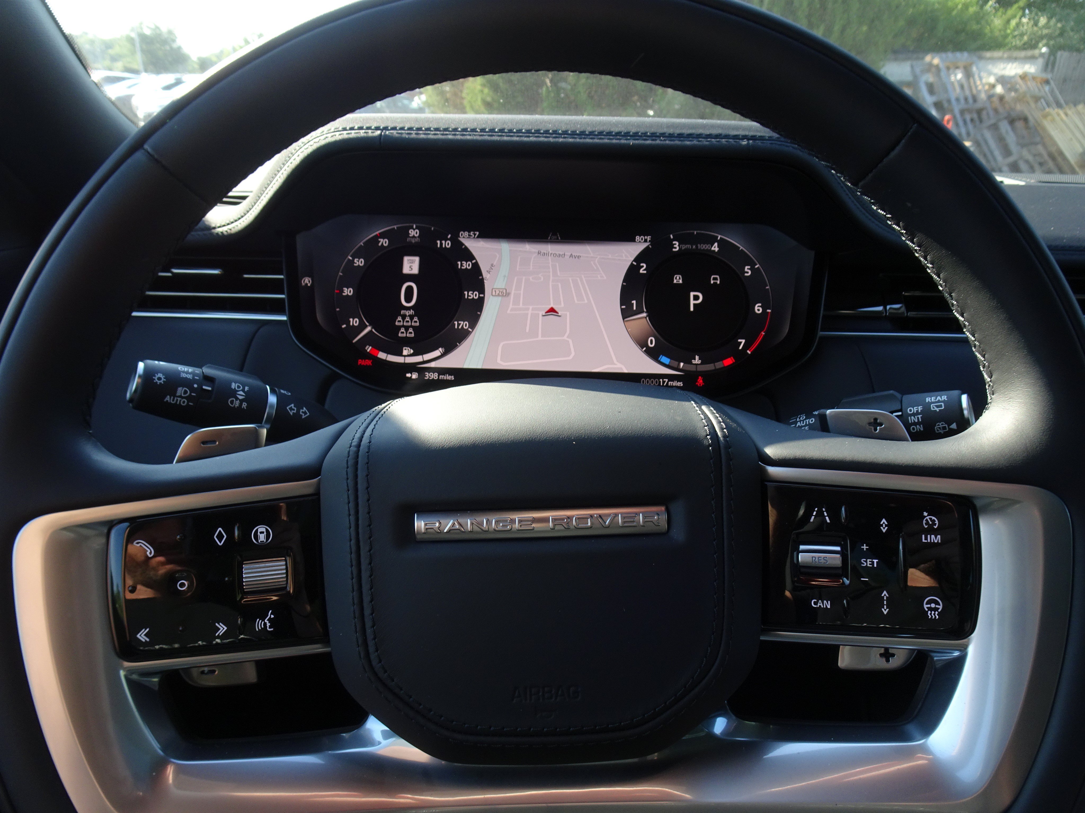 New 2026 Land Rover Range Rover Long Wheelbase SE AWD/4WD image 25