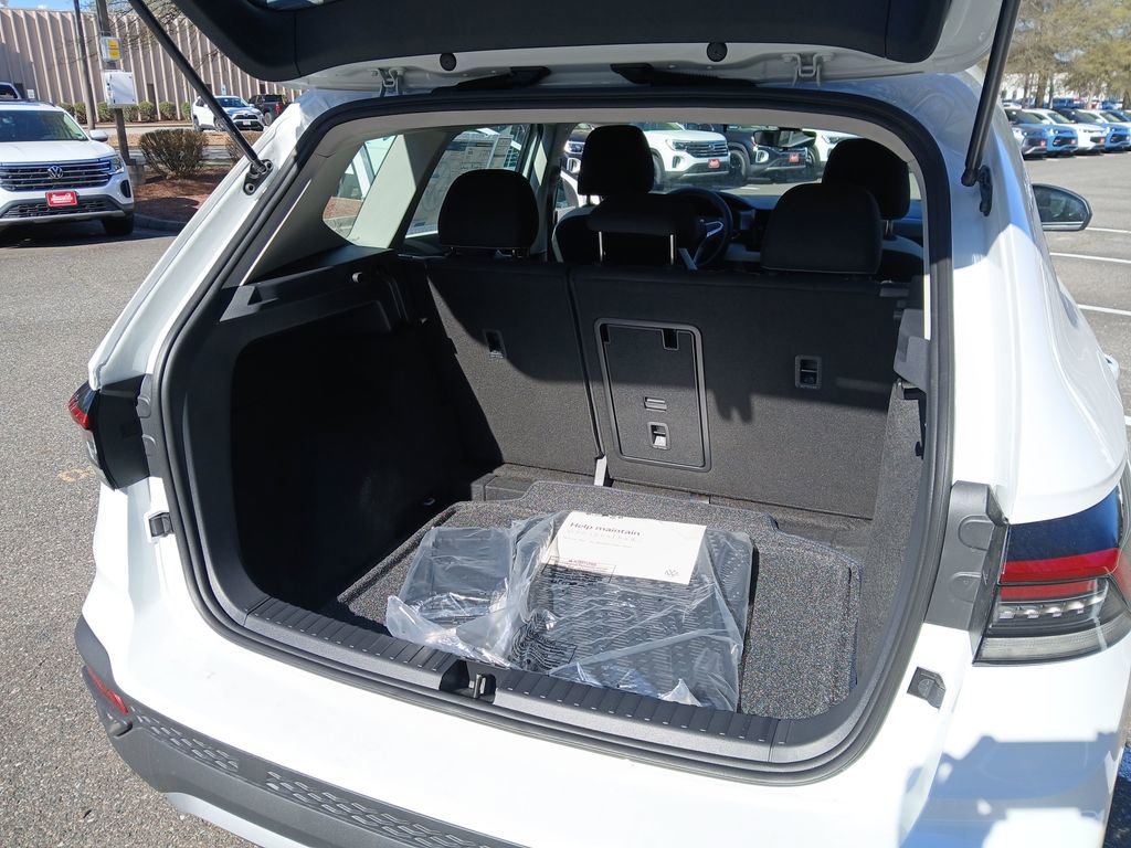 New 2026 Volkswagen Taos S image 21