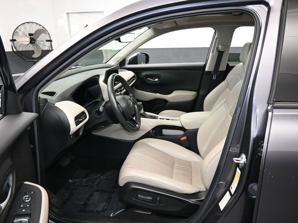 Used 2023 Honda HR-V EX-L image 12