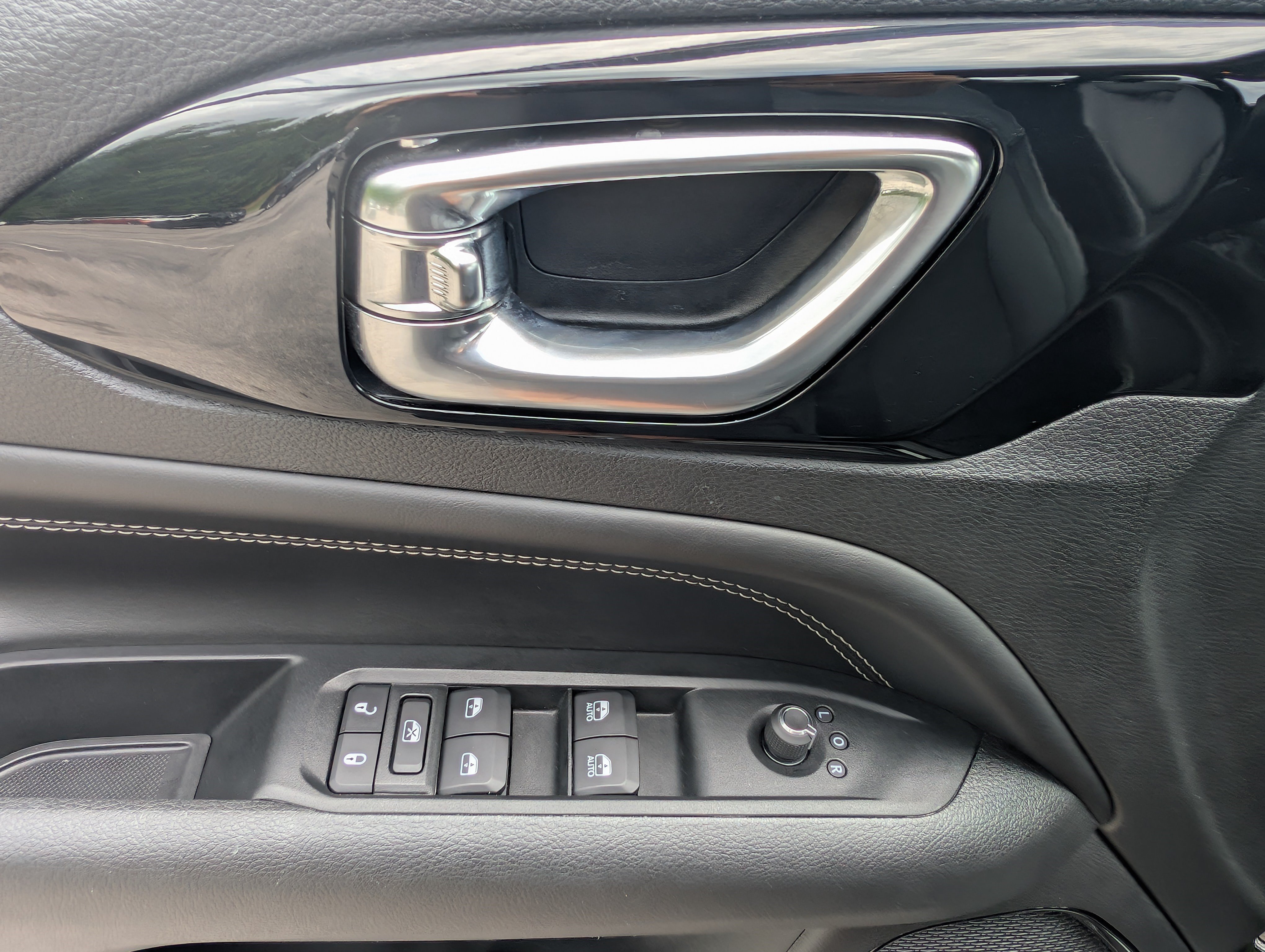 Used 2022 Jeep Compass Latitude w/ Convenience Group FWD image 15