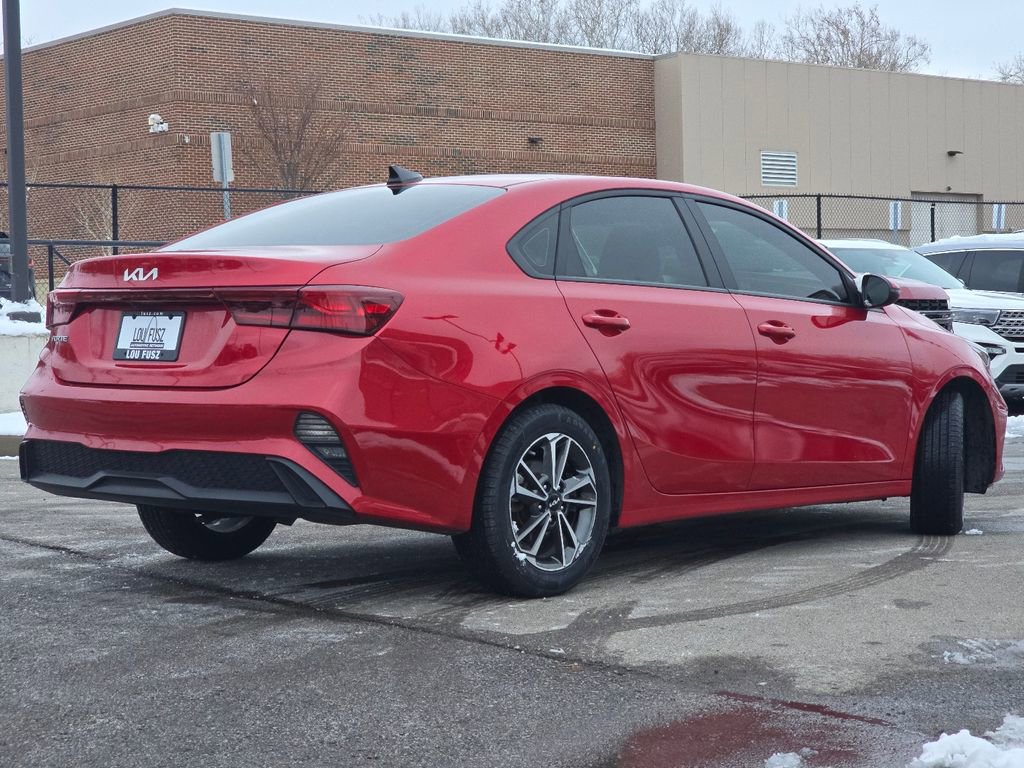 Used 2023 Kia Forte LXS w/ LXS Technology Package image 17