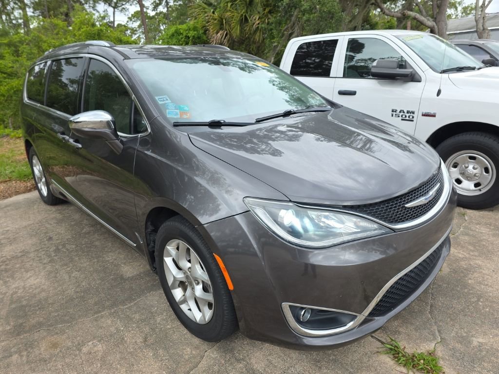 Used 2020 Chrysler Pacifica Limited FWD image 8
