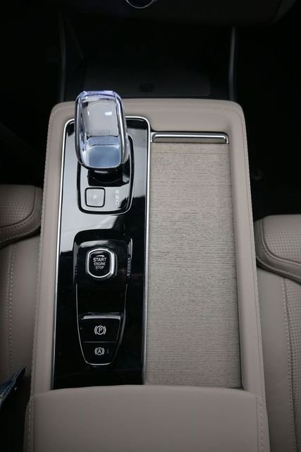 New 2026 Volvo XC90 B6 Ultra w/ Lounge Package image 10