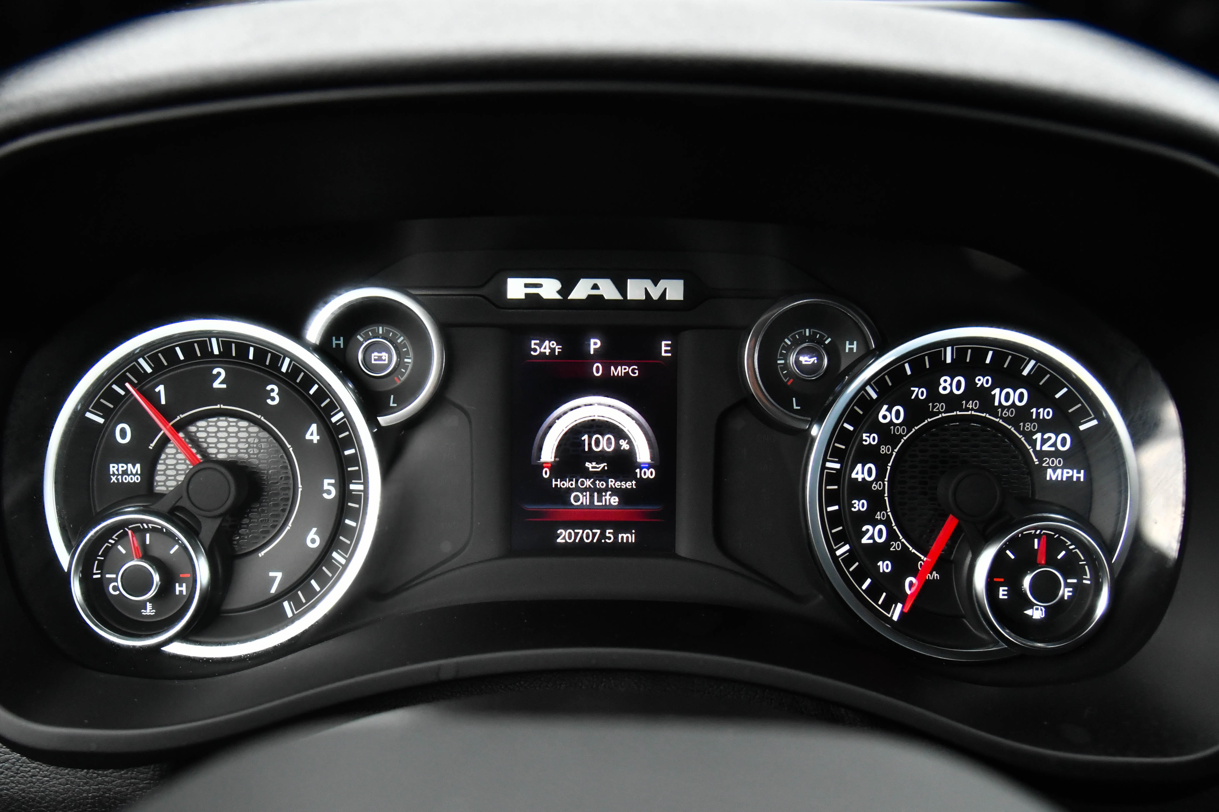 Used 2024 RAM 2500 Big Horn w/ Night Edition AWD/4WD image 34